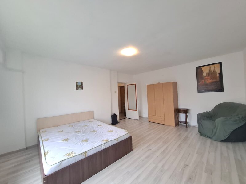 Stefan cel Mare, garsoniera la 3 min. de gura de metrou Stefan cel Mare