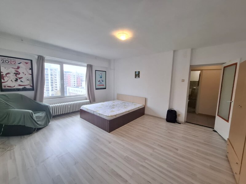 Stefan cel Mare, garsoniera la 3 min. de gura de metrou Stefan cel Mare