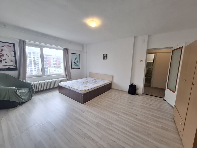 Stefan cel Mare, garsoniera la 3 min. de gura de metrou Stefan cel Mare